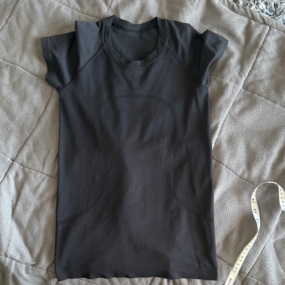 Lululemon Swiftly tech tee